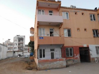 Kilis'te Atatürk Mahallesinde Küme Evlerinde Satılık