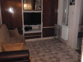 KİLİSTE POLATPAŞA MAHALLESİNDE ASLANBEY İLKOKULU YANINDA SATILIK MÜSTAKİL DOĞALGAZLI EV