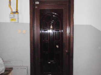 KİLİS ESKİ BEŞEVLER EKREMÇETİN BLOKLARINDA 2 BALKONLU  SATILIK DAİRE