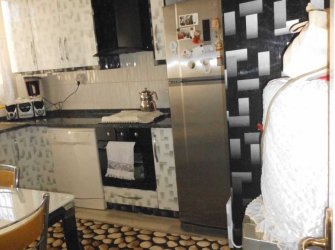 KİLİS ESKİ BEŞEVLER EKREMÇETİN BLOKLARINDA 2 BALKONLU  SATILIK DAİRE