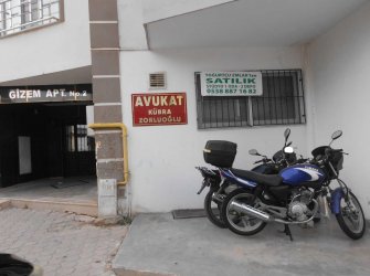 KİLİS ESKİ HAPİSHANE YANINDA SATILIK 1 ODALI 30 M2 STÜDYO OFİS, 2 ADET 50 VE 70 M2 AYRI TAPULU DEPO