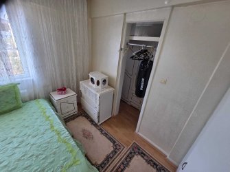 KİLİS ESKİ BEŞEVLER EKREMÇETİN BLOKLARINDA 2 BALKONLU  SATILIK DAİRE