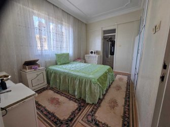 KİLİS ESKİ BEŞEVLER EKREMÇETİN BLOKLARINDA 2 BALKONLU  SATILIK DAİRE