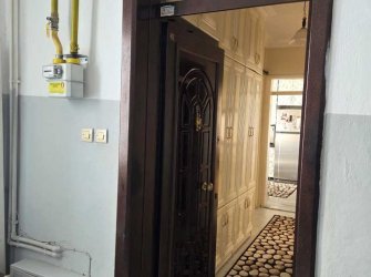 KİLİS ESKİ BEŞEVLER EKREMÇETİN BLOKLARINDA 2 BALKONLU  SATILIK DAİRE