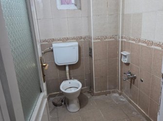 KİLİS'TE SATILIK GİRİŞ KAT DOĞALGAZLI DAİRE