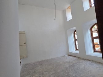 KİLİS ULU CAMİ YANINDA SATILIK TARİHİ KONAK 