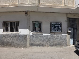 KİLİS'TE KERVAN DÖNER ARKASINDA GİRİŞ KATTA  SATILIK TEMİZ EV